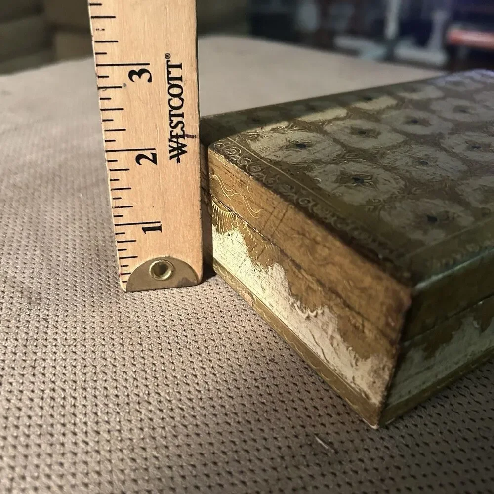 Vintage Florentine Italian Wood Jewelry Trinket Box Gold Gilt Florentine